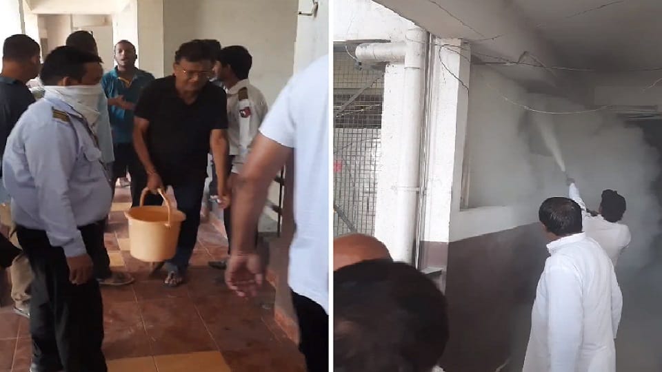 Fire broke out in Gaur Homes Society of Govindpuram Ghaziabad security arrangements failed