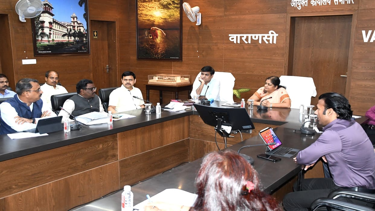 Divisional Commissioner Auditorium: Kashi will be made a center on the lines of NCR