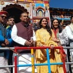 मुकेश अंबानी पहुंचे बदरीनाथ धाम