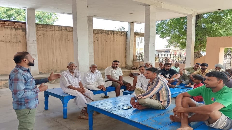 Kaithal official Jagdish Malik said, Mixing stubble in soil helps in improving structure of soil