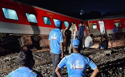 Bihar Rail Accident update in Bihar News : All bogies of 12506 north east express train derailed, many died