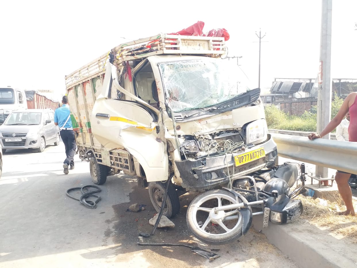 Kanpur Accident, Air Force vehicle collides with car, five vehicles collide, five injured
