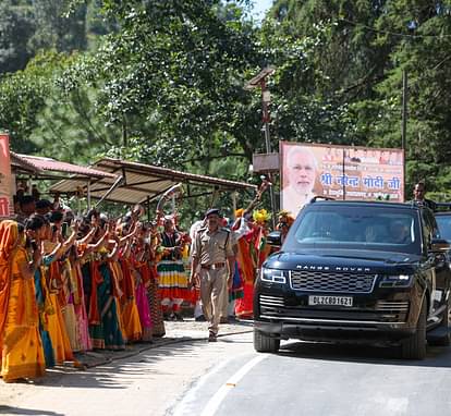 PM Modi Uttarakhand Visit Prime Minister Emotional During Public Meeting in Pithoragarh