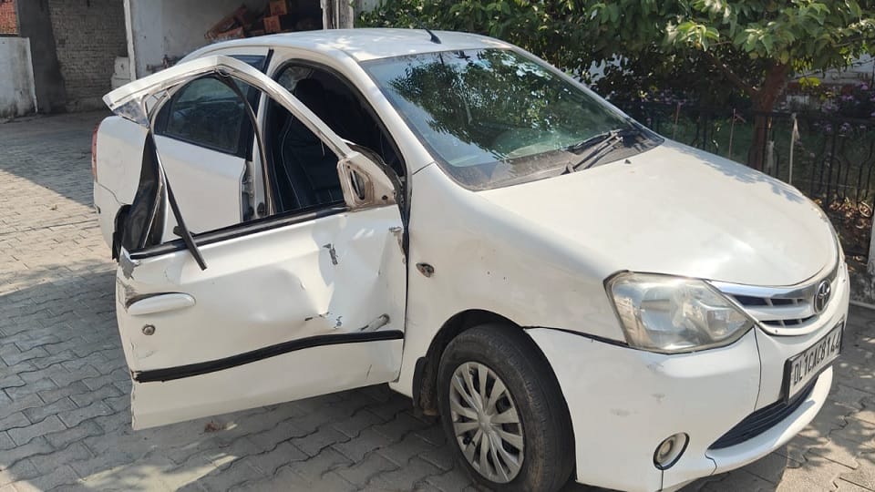 Amroha: DCM trampled four friends highway, one died, three admitted hospital
