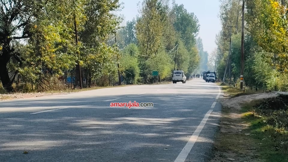 Army found suspicious object at Kralgund along Baramulla Handwara Highway bomb disposal squad on job