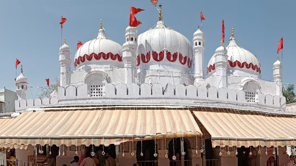 Mata Mansa Devi temple of Panchkula will be decorated with flowers from Kolkata for Navratri 2023