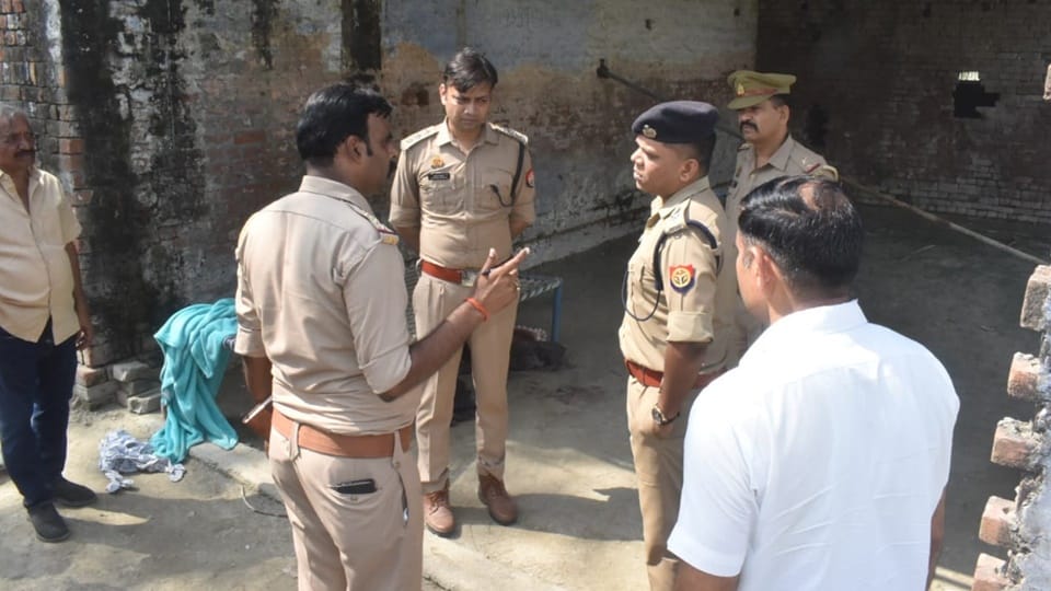 Amroha double murder: struggle for land Khadar going for years, mafia of Amroha and Bulandshahr face to face