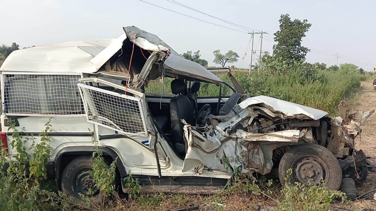 Mandsaur Police vehicle rams into parked truck during night patrol driver Died four people injured