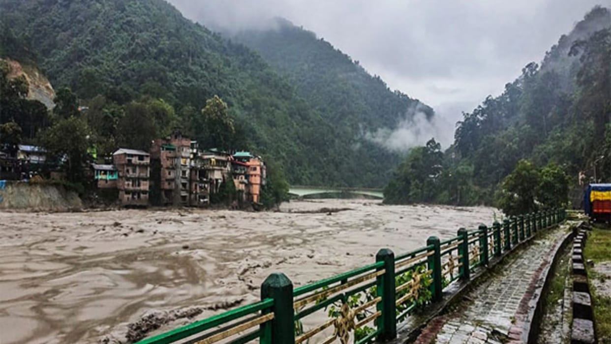 Sikkim Flood Rescue ops Mangan DC Water level rise North Sikkim Muguthang advisory