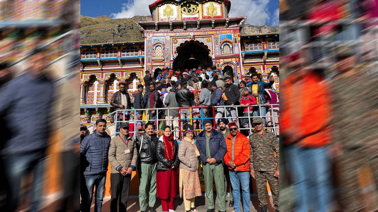 Air Chief Marshal VR Chaudhari reached  Badrinath Dham Uttarakhand news in Hindi