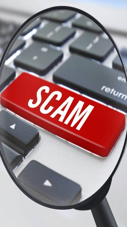 J&K Investment Scam : निवेश के नाम पर ठगी मामले में श्रीनगर में पांच स्थानों पर छापा, गैजेट और दस्तावेज जब्त curative survey scam in jammu kashmir: Raids at five places in Srinagar in case of fraud in name of investment