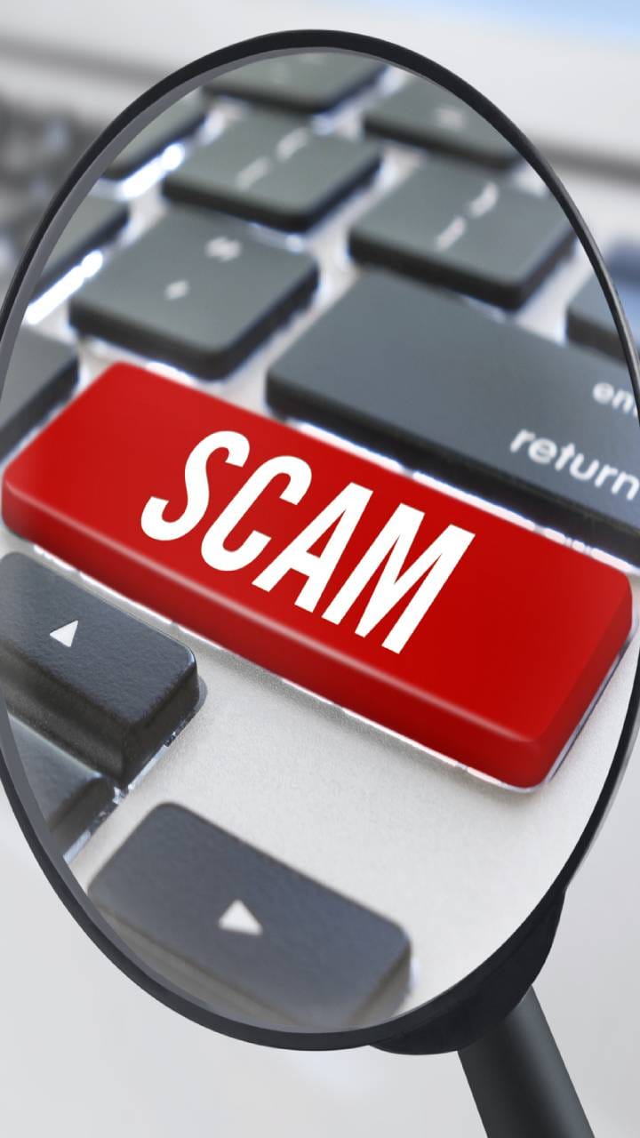 curative survey scam in jammu kashmir: Raids at five places in Srinagar in case of fraud in name of investment