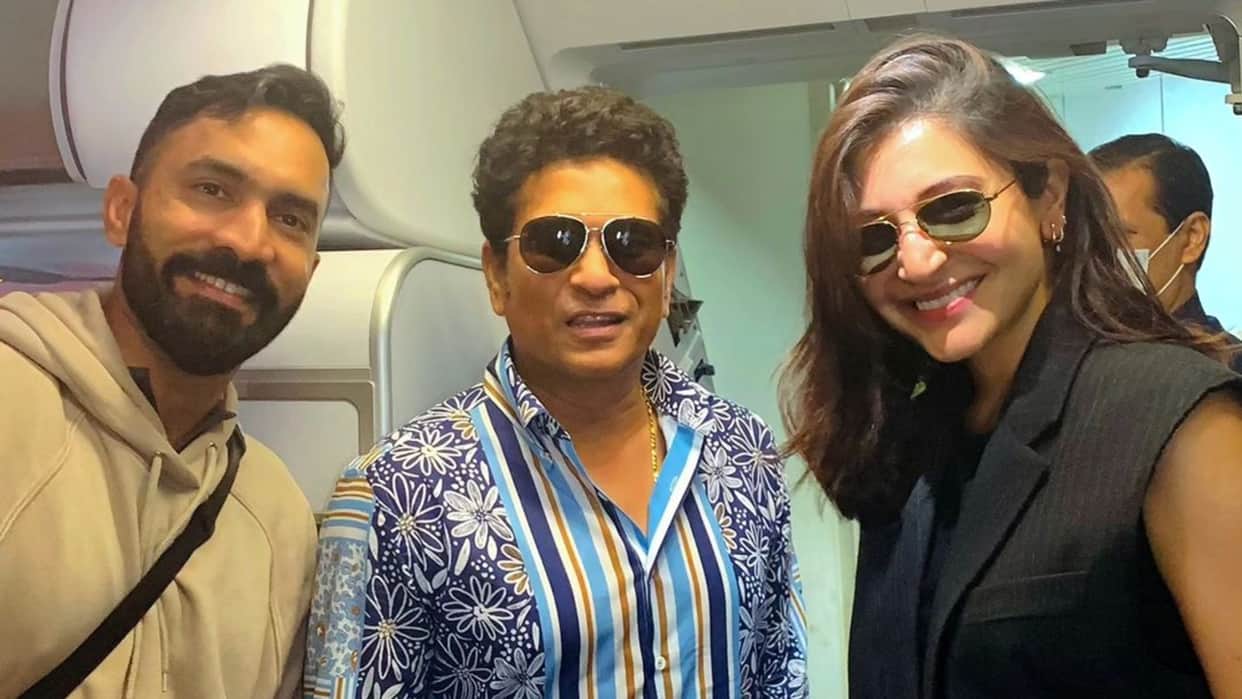 IND vs PAK Anushka Sharma Sachin Tendulkar and Dinesh Karthik reached Ahmedabad to watch the India-Pakistan ma