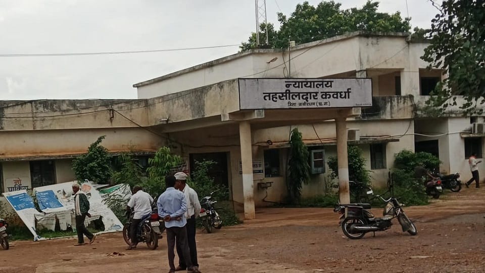 Notice to BJP candidate Vijay Sharma in Kawardha holding meeting without permission