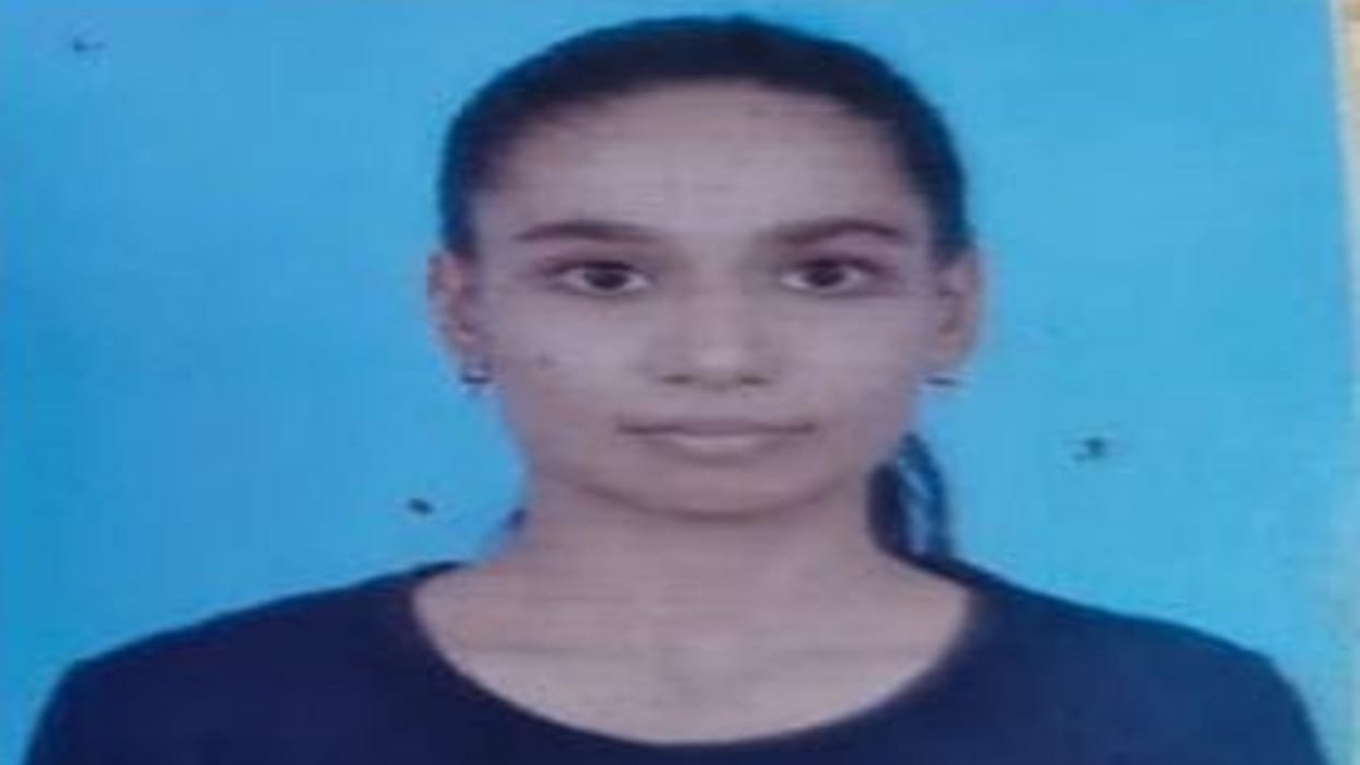 Varanasi Crime: First year BA student hanged herself in Chetganj, phone found in the room