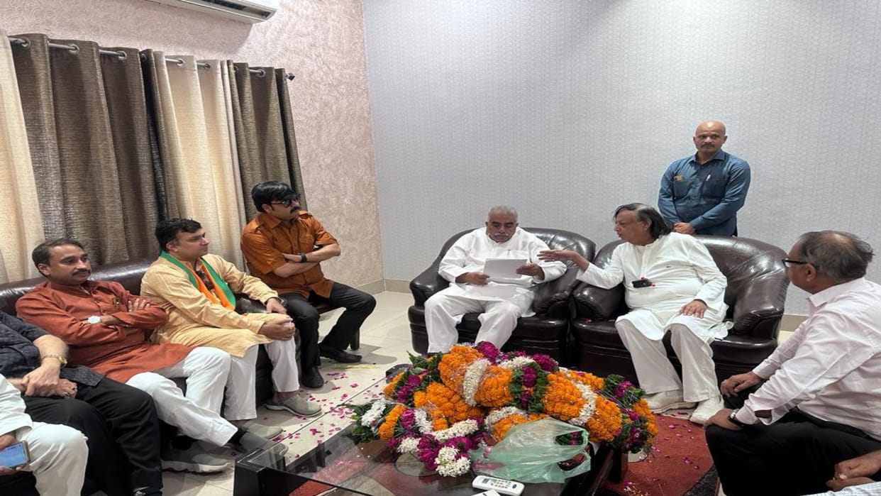 Entrepreneurs met MSME Minister and enumerated their problems, Minister assured action