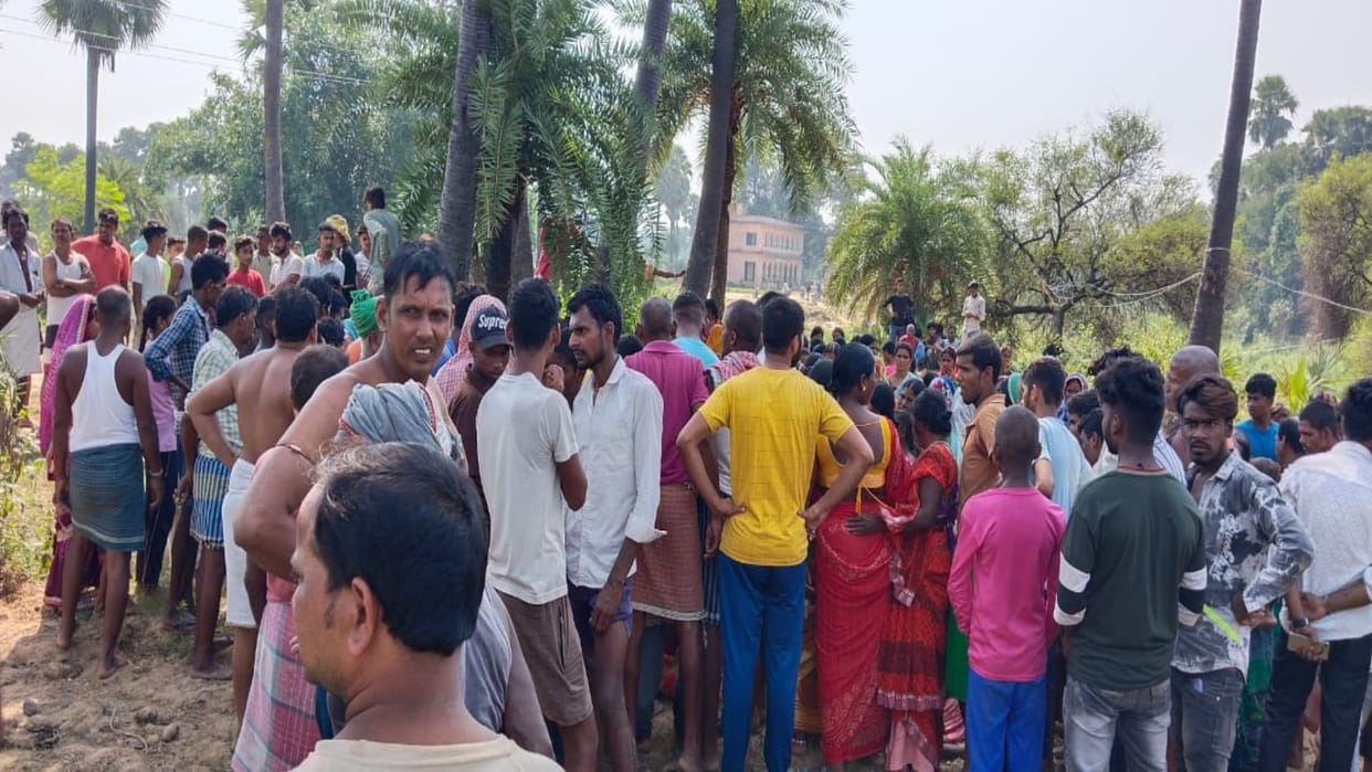 Grandmother and granddaughter died by drowning in Paimar river while trying to save brass pot in Gaya
