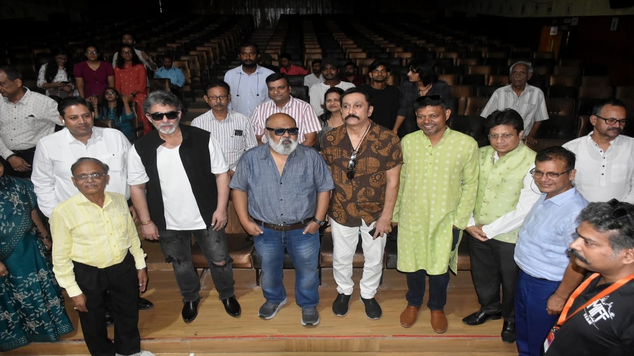 Manikarnika International Film Festival 2023 These films will be shown including The Glass Ridge, Papa and Sm