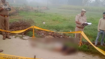 man murder his brother in Bijnor for a minor dispute, reachs and accept murder in police station