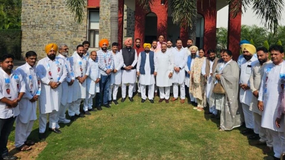 Many Councillors of Congress in Jalandhar joined Aam Aadmi Party
