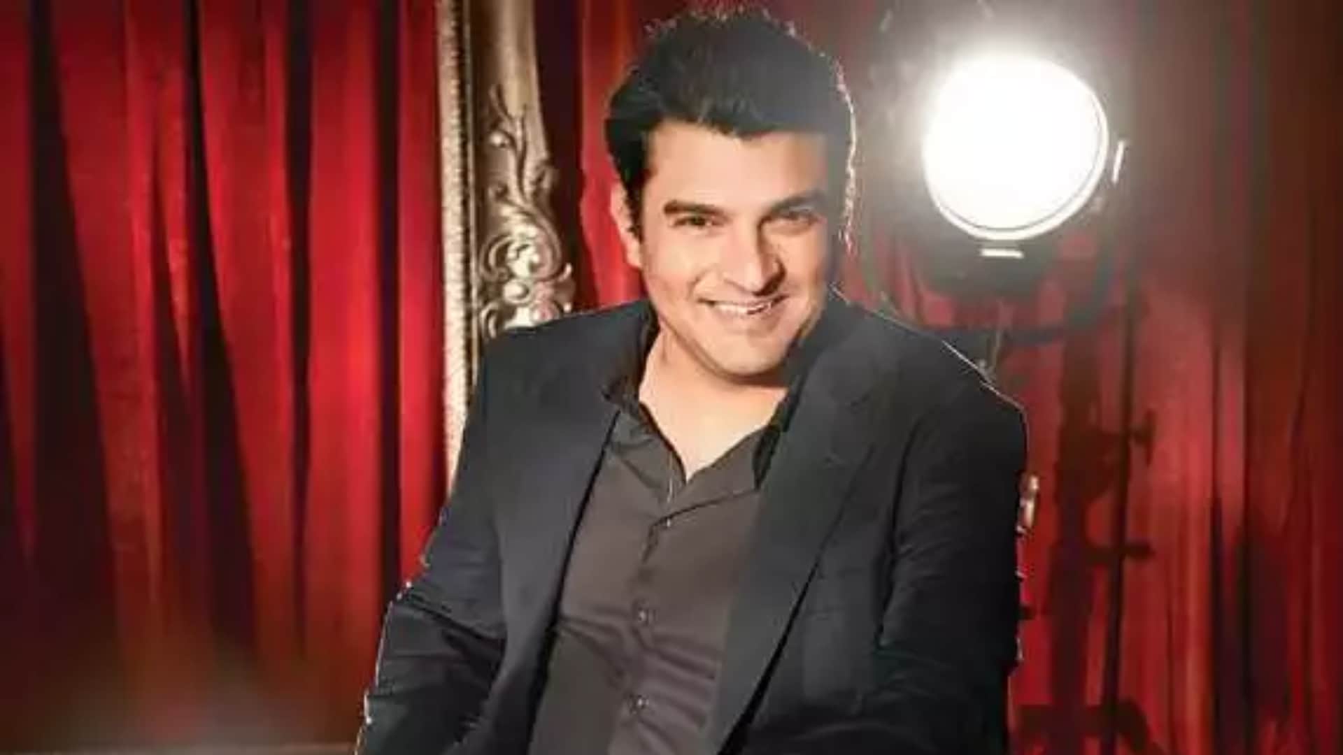 Bollywood Producer Siddharth Roy Kapur reacts to Jawan Pathaan earning Rs 1000 crore Details Inside