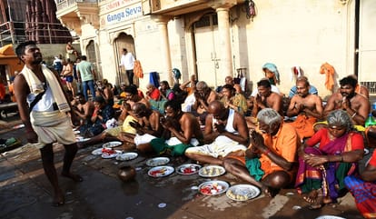 Pitru Paksha Tarpan in Kashi for 20 lakh people who died in partition of 1947 Tripindi for Corona dead