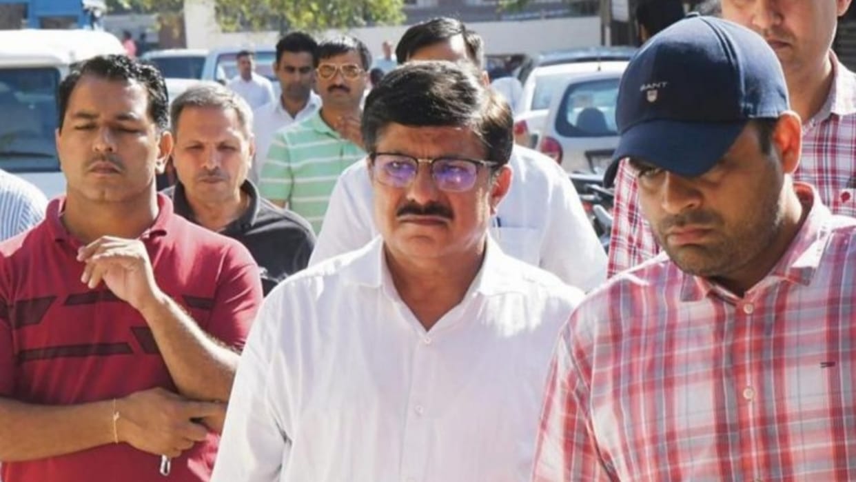 Haryana: After remand ended, IAS Jaiveer sent to jail