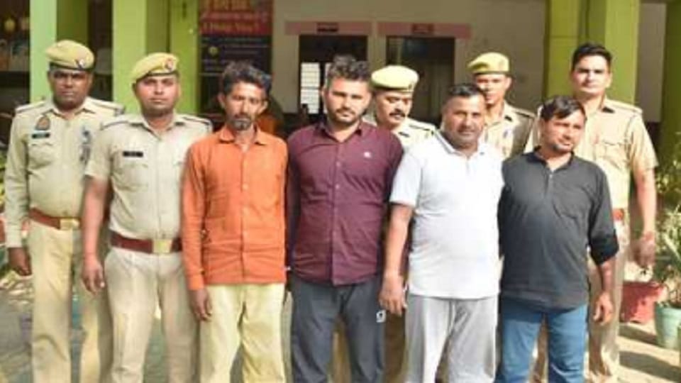 Amroha: Jitendra Bhadana and history-sheeter Ashok had conspired double murder, four arrested
