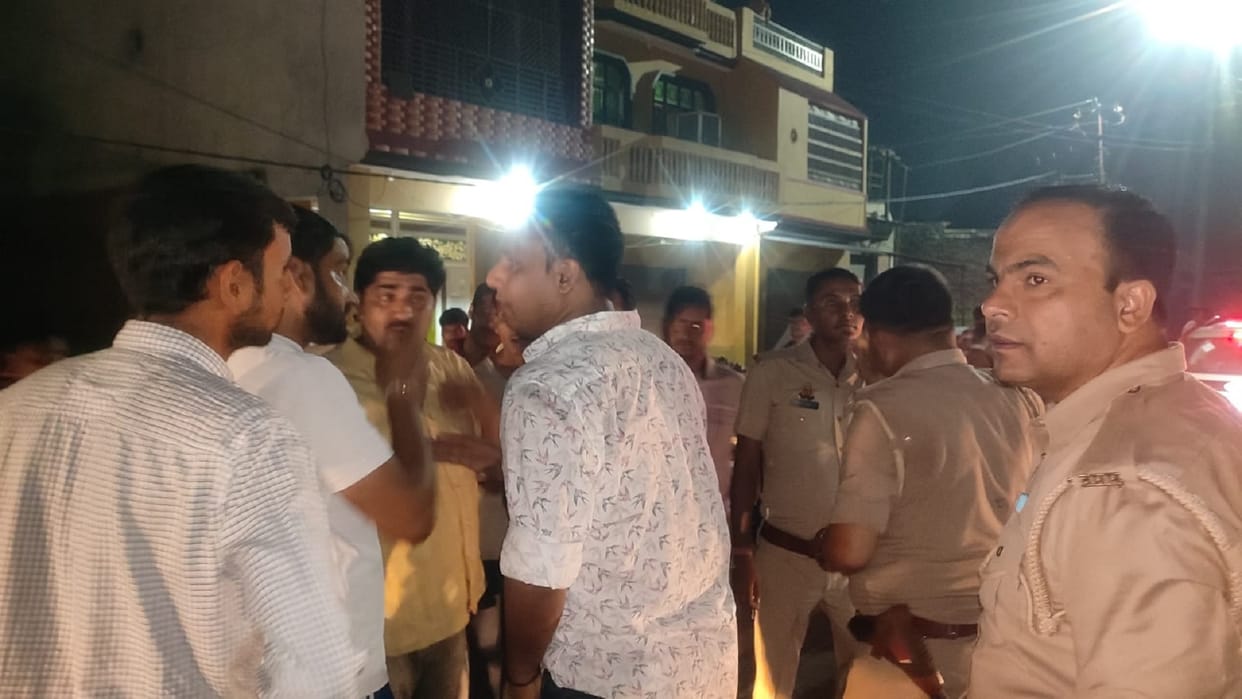 stones were thrown at devotees returning with Mother Jyoti In Gulavathi Bulandshahr