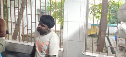 Eve Teasing : 40 year old youth raped a four year old girl in begusarai, demanding to be hanged.bihar police.