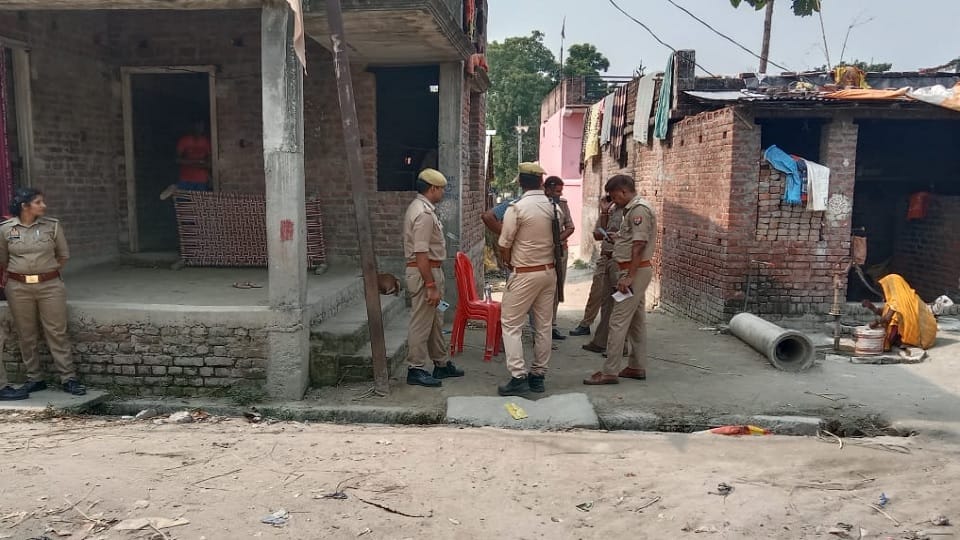 Stones pelted at Kalash Yatra going out for installation of idol in Durga Pandal