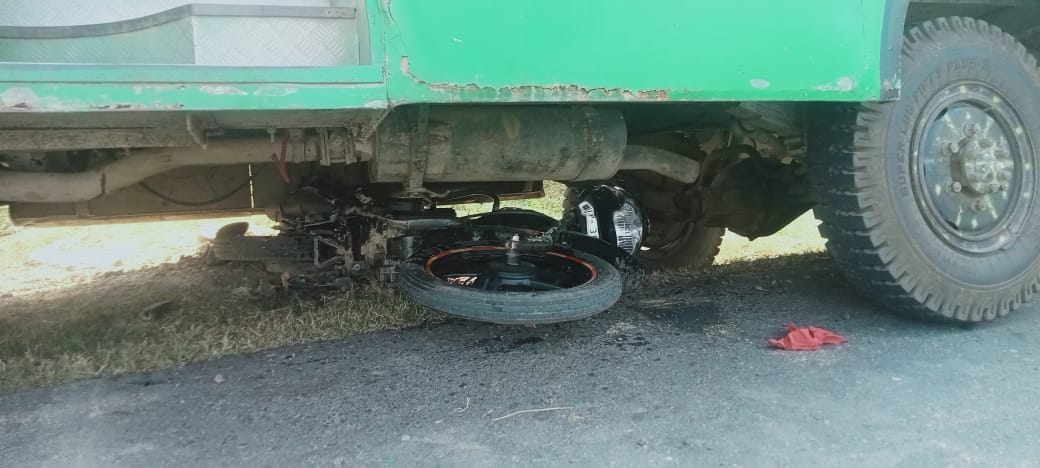 Unnao Accident, Woman dies after being crushed by private bus, husbands condition critical