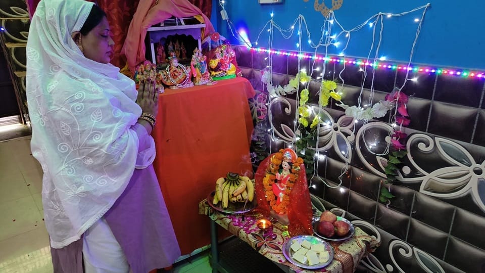 Ruby Asif Khan installed the idol of Maa Durga in her house