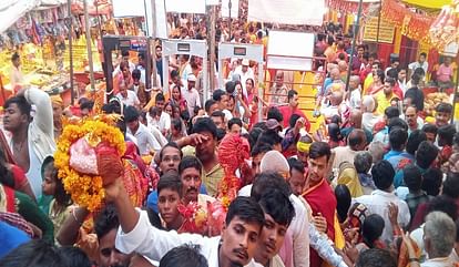 Navratri 2023 First Day large number of devotees gathered in Vindhyachal on Dham echoed with praise of Mother