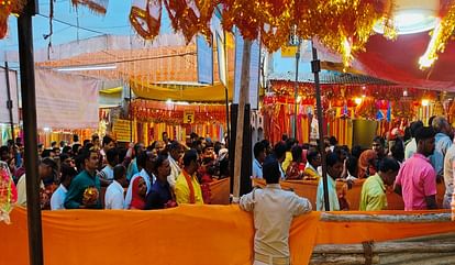 Navratri Devotees gathered in Vindhya Dham on fourth day of three including two girls remained unconsciou