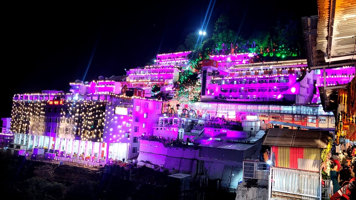 Mata Vaishno Devi Bhawan gears up to welcome pilgrims on first day of Navratri Katra