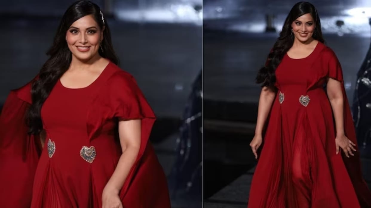 Bipasha Basu became victim of body shaming for lakme fashion ramp walk she did a reaction
