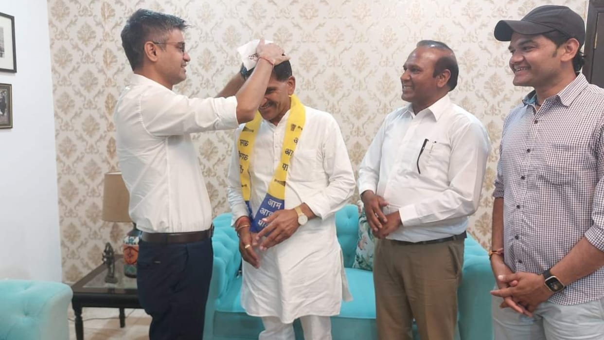 MP Election 2023: Big blow to Congress in Shajapur Chaturbhuj Tomar joins AAP