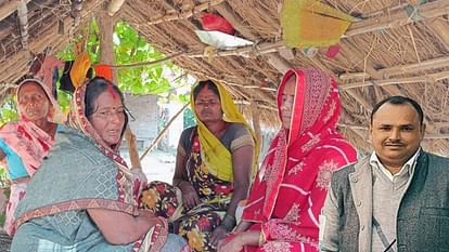 Deoria Mass Murder Women from houses of mass murder accused will meet former CM Akhilesh Yadav