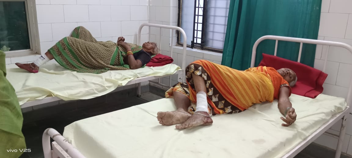 Dominant father son opened fire, 11 injured and two in critical condition, protest against molestation