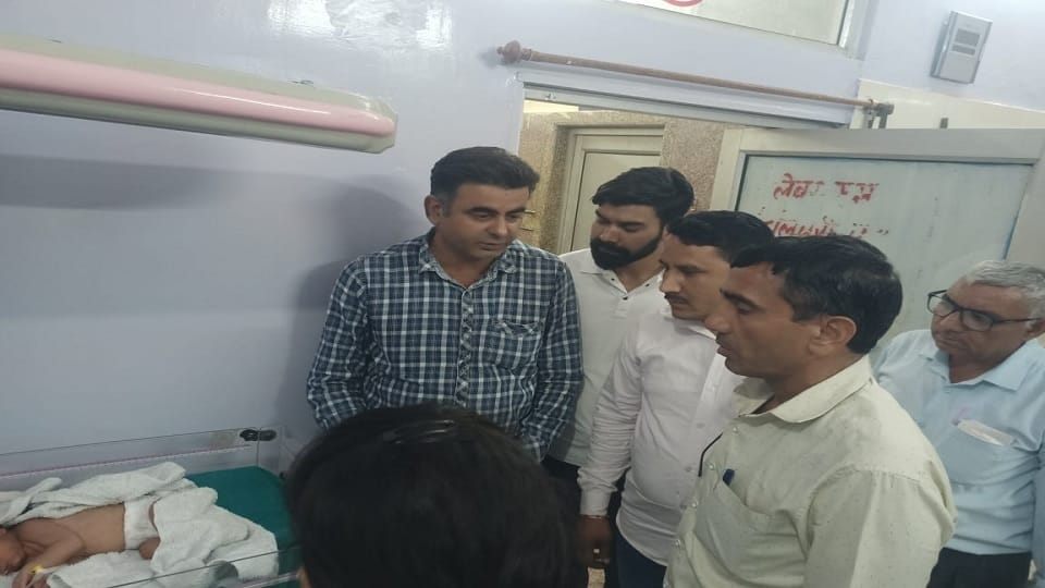 Newborn baby girl found in bushes in Narnaul; Injuries found on body