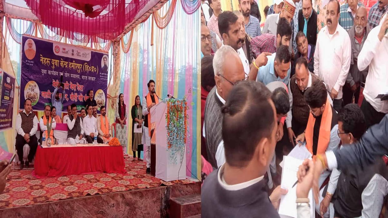 Anurag thakur said Crores of families of 6 lakh villages associated with Meri Mati, Mera Desh campaign.