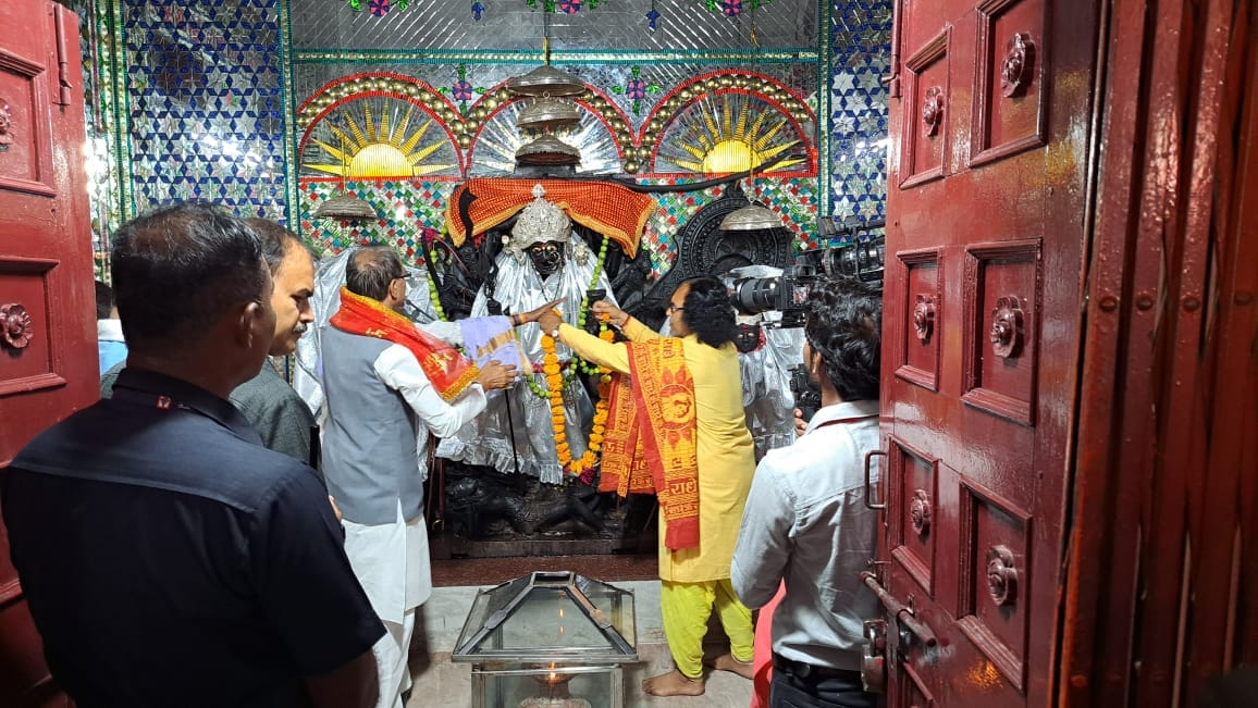 MP Election 2023: CM Shivraj reached Maa Kankali and Bhathiya temple, sought blessings of victory
