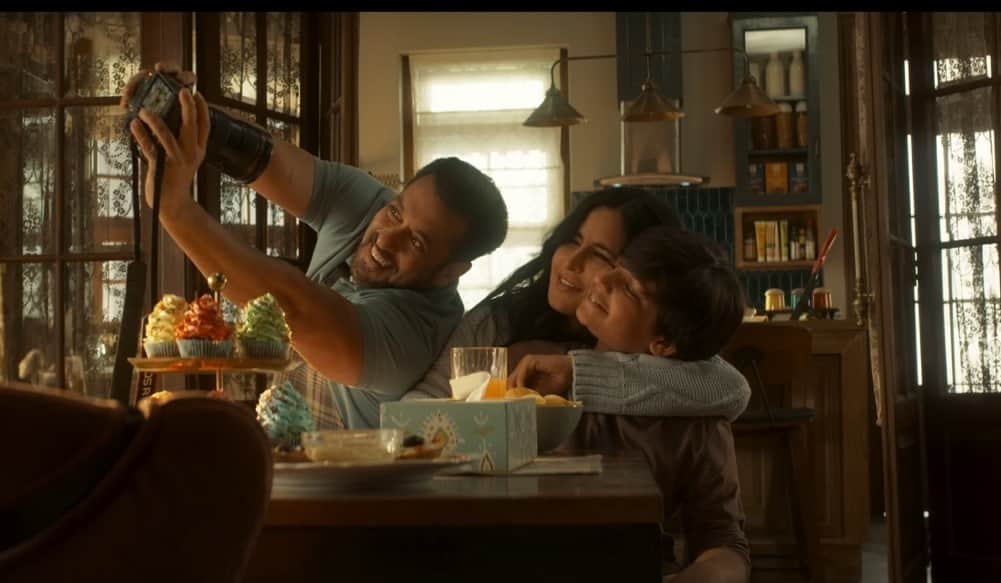 Why Yash Raj fil release Tiger 3 on Sunday planning for 100 crore opening