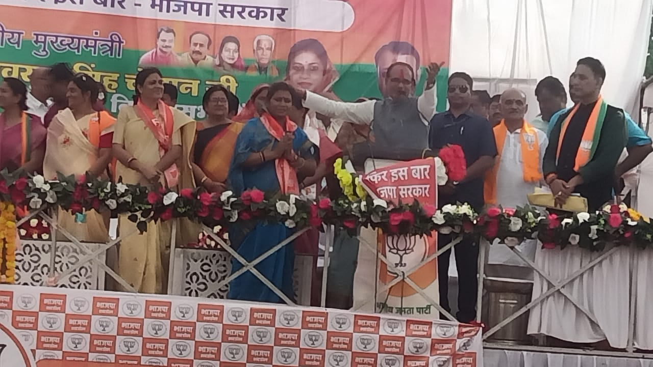 MP Election 2023: CM Shivraj reached Maa Kankali and Bhathiya temple, sought blessings of victory