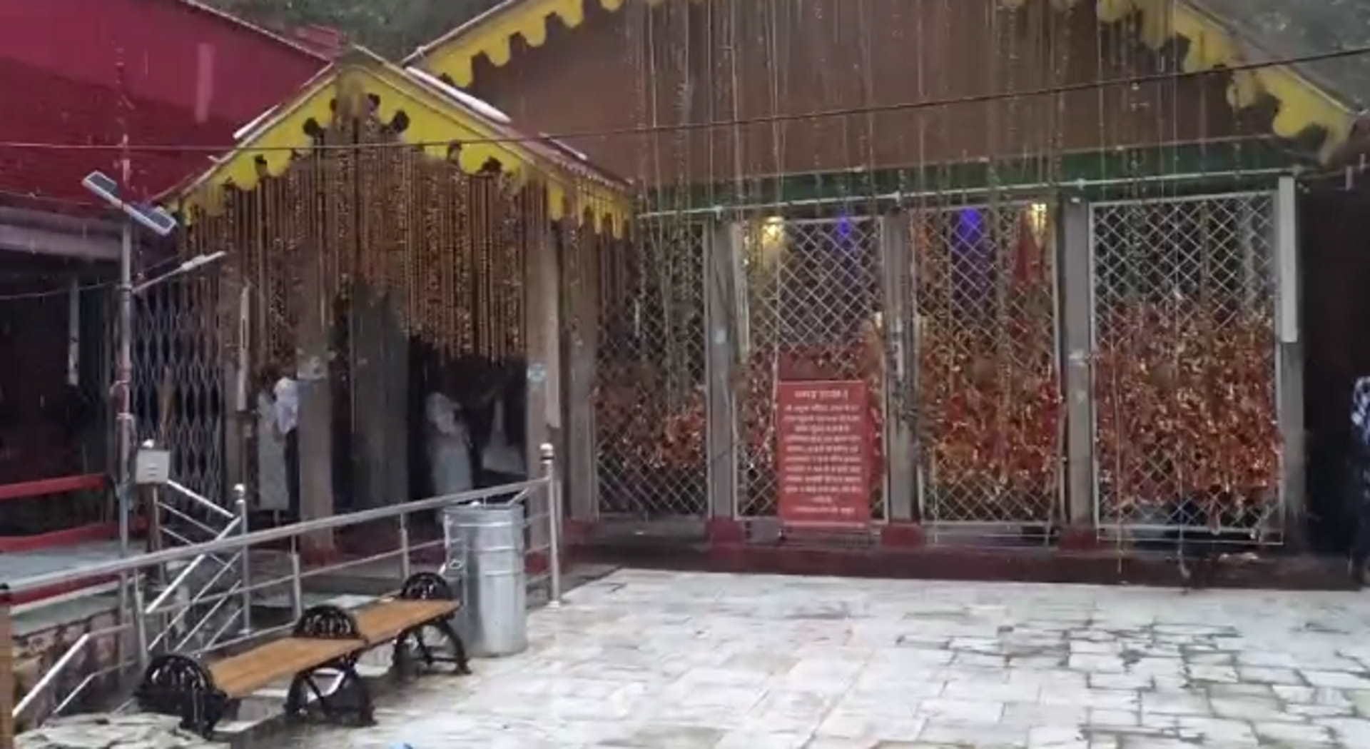 Chardham Yatra update rain and snowfall in Kedarnath Badrinath Gangotri hailstorm Uttarakhand weather Update