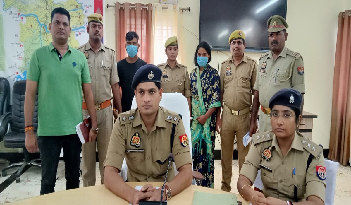 wife murdered her husband after became hindrance in illicit relationship  disposed body along with her lover