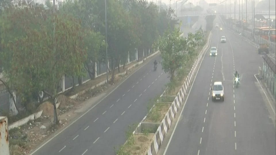 Delhi s air remains in moderate range after Greater Noida in NCR Delhi s air is most polluted