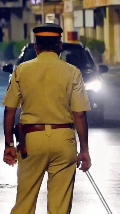 UP News : यूपी में बड़े पैमाने पर आईपीएस के तबादले, IAS जोगिंद्र को रामपुर और संजय को पीलीभीत की जिम्मेदारी UP IAS IPS Transfer List: Large Number Of IPS Transferred in Uttar Pradesh, Changes Made Transfer Of Two IAS