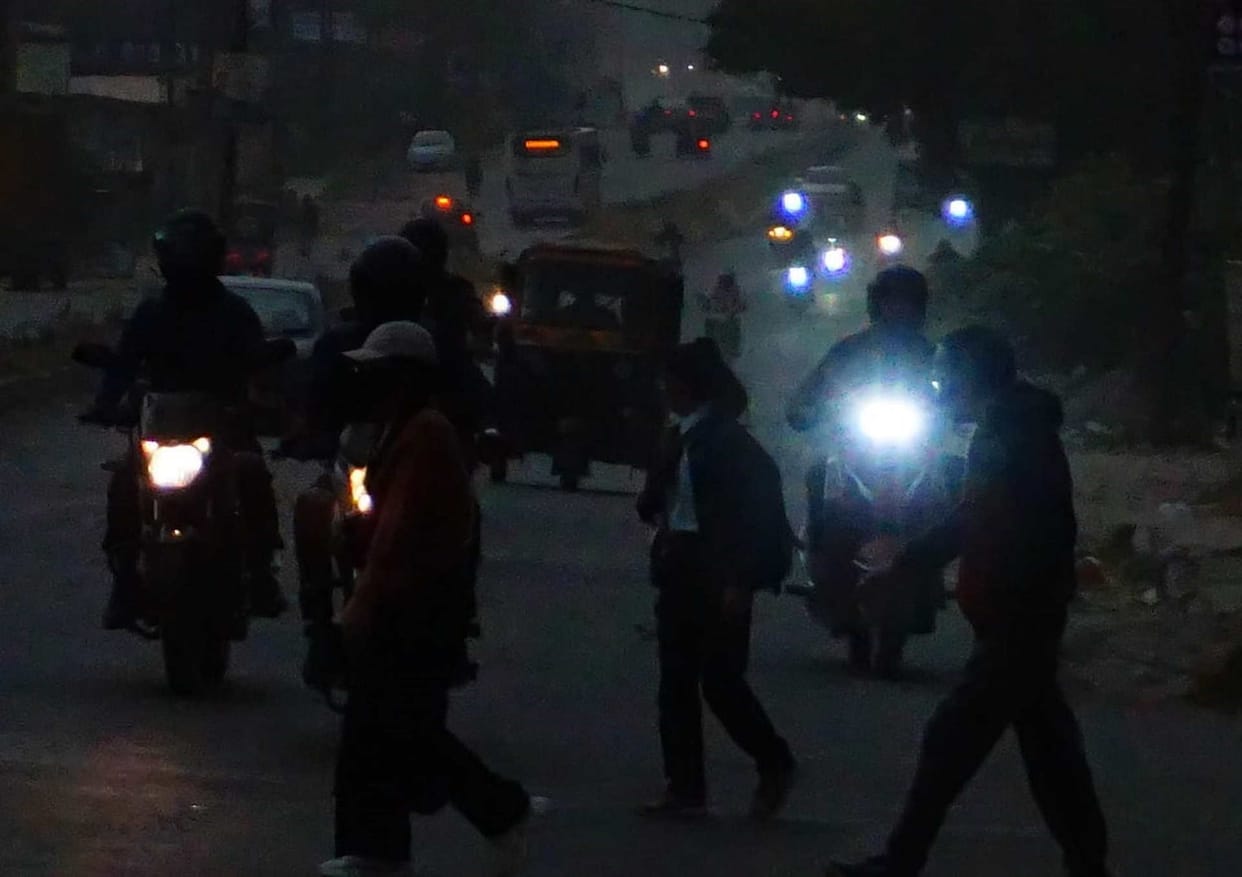 Uttarakhand Weather News Update rain shadow darkness in the day Dehradun Watch Photos